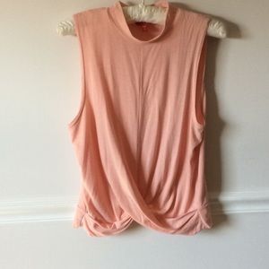 Guess front twist crop top